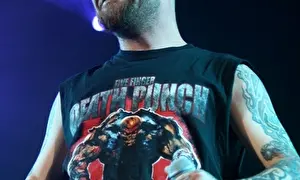Опять 5 Finger Death Punch — это уже 10 Finger Death Punch
