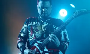 Опять 5 Finger Death Punch — это уже 10 Finger Death Punch