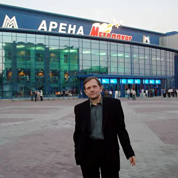 Сталь и музыка. Магнитка в творчестве Владимира Сидорова