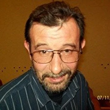 Артур Глушков