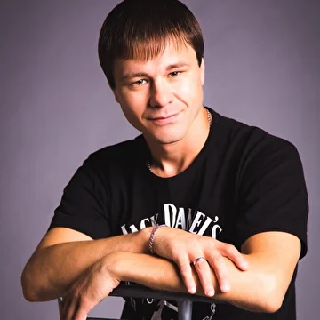 Кривошеин Евгений Васильевич-певец г.Барнаул.