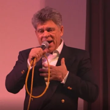 Александр Кириллов