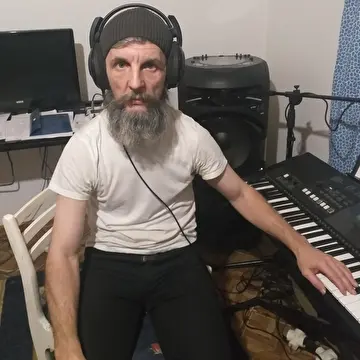 Композитор Бондарь Сергей !