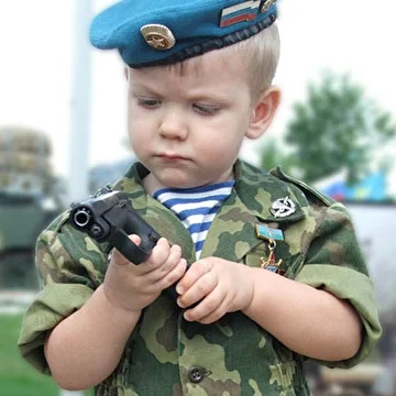 Михаил Левин