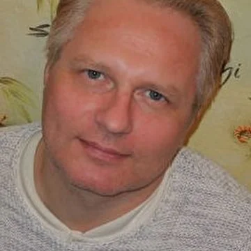 Юрий Рогов