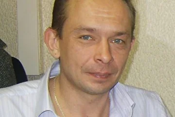 Бирюков Сергей ЮрьевичОтец Маршала Ашроева
