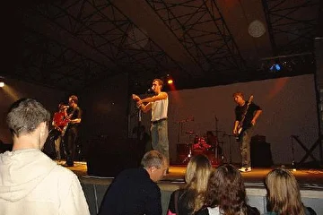 Выступление группы на фестивале в Парке Калинина.