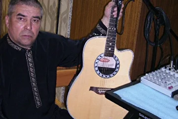 На студии 2006г Стаканов