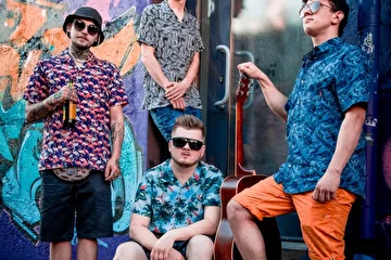 Hot Rock Cocks
2018