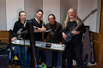 FTrio & Ken Hensley