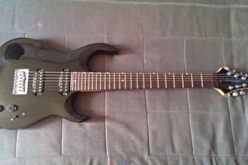 Groove Tools by Conklin GT7.
This is my first own 7-string guitar ever))
Very powerful fantastic sounding guitar.
SOLD.
