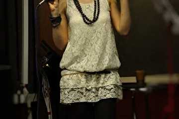 Певица XENA (Ксена) на музыкальных репетициях проекта.
http://youtu.be/PyhXhkDvIpI
http://youtu.be/Qk-h2OCObfQ
www.xenamusic.ru
#xenamusic @xenamusic