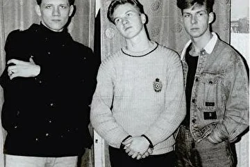 слева-направо: Толстов И., Резуник В., Алексеев Д. (1992)