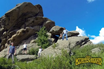 Куртов Бэнд

Музыкальная группа, Новосибирск, Стиль: light rock

Куртов-Косаговская-Гончаров-Гуселетов