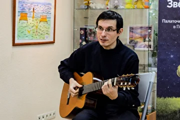 Алексей Марченко на "Песенной гостиной" в Бабушкинском парке
