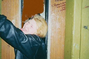 2003 год в лифте