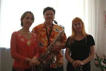 Основное фото группы. Слева направо: Анна, Никита, Маргарита