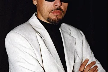 September 2004