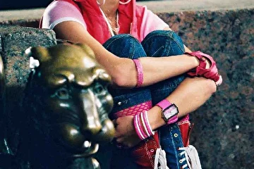 www.leona.su - официальный сайт
www.leonastar.narod.ru - фан сайт