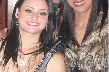 SHELLY & DANA