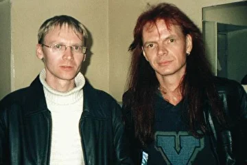 Юрий Солотин и Сергей Маврин (экс-Ария) на концерте. 