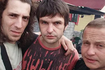 Дима, Леша и Игорек на остановке по дороге Киев-Дубно на фестиваль "Тарас Бульба"