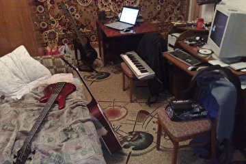 Новый 2009-й Год. Полным ходом идет запись нового альбома в домашней студии. Предварительное название албумчика "Расставание с мечтой"