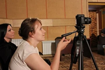 "Узоры ветра" на выступлении "Арт-винегрет по уфалейски" 16.06.12 г.
фотографировал Михаил Тарасов,
на фото: Евгения Тарасова (участница "Узоры ветра")