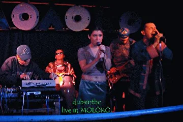 Live in MOLOKO.