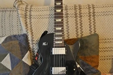Gibson Les Paul Studio Usa 2008-good sounding nice beauty guitar
SOLD.
