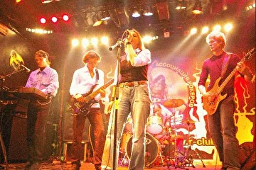 Live in "R-club" 10.04.2006