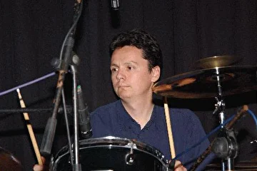 Удар,барабан,всё - это Игорь Сан. 2006 год 27.12.Композиция"Какая игра".Зал "Мoфет".