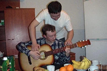Сложный техногенный номер. Песня "Косяк" исполняется живьем.