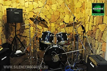 Фото барабанов в студии Silence records