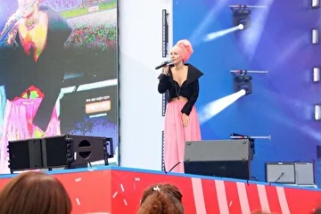 Певица XENA (Ксена) на концерте на Поклонной Горе в честь Дня Города. 
www.xenamusic.ru
#xenamusic @xenamusic
