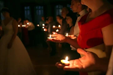 Свадебные традиции - Семейный очаг. Ведущий на свадьбу - Андрей Весельчаков