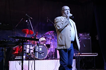 Ведущий феста - Всеволод Баронин