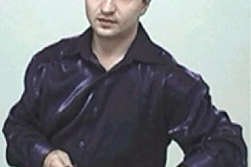 Вы о нём ещё услышите.
Если нет возможности скачать песни, то
послушать можно так же здесь - 
http://www.7not.ru/portal/sindy.phtml