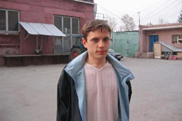 Антон. Первый гитарист группы. Вернулся в состав летом 2005 года после 2 лет отдыха от  нашего шума.