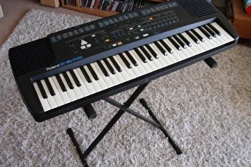 Синтезатор Roland e-16