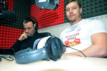 D.M.G. - Эфир на радио Болид, в месте с Вадимом Некипеловым рассказали о командном турнире по боксу "Кубок Лиги", запланированном на 28 октября в клубе бокса «Профи Ринг».