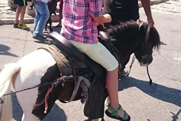 Нікіточка в Акко.Мене також декілька раз возили діти в Акко.Цікаве  арабське місто.Накупили різної чепухи  - та й в Хайфу !