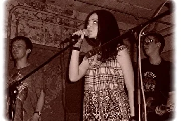 Фото с концерта 10 мая 2009 клуб "Паутина"