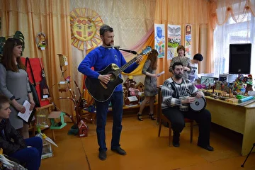 Исполняем песню ,,Берегите лес", 2017 год, ЦДО г.Верхнего Уфалея.