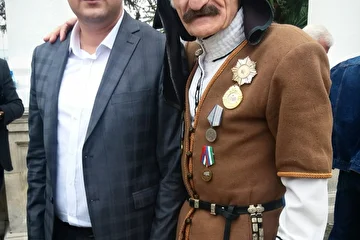 Дмитрий Пипия Тото Джопуа