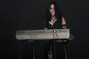 akado 22 april PIATNIZA