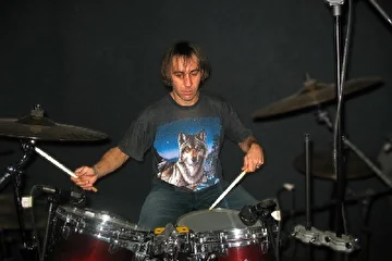 Дмитрий - барабаны