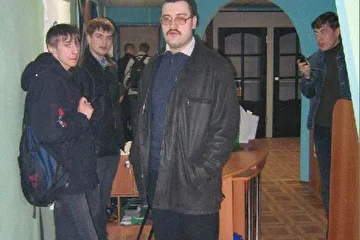 Март 2004.