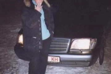а на этой тачке мы катаемся,када в юконе бенза нет
