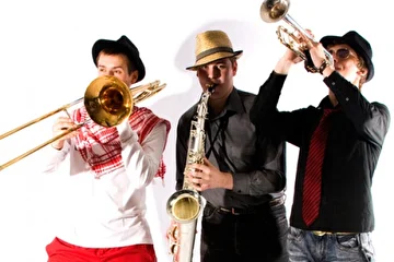 RED GUNS - Илья (Тромбон), Серега (саксофон тенор), Илья (труба)